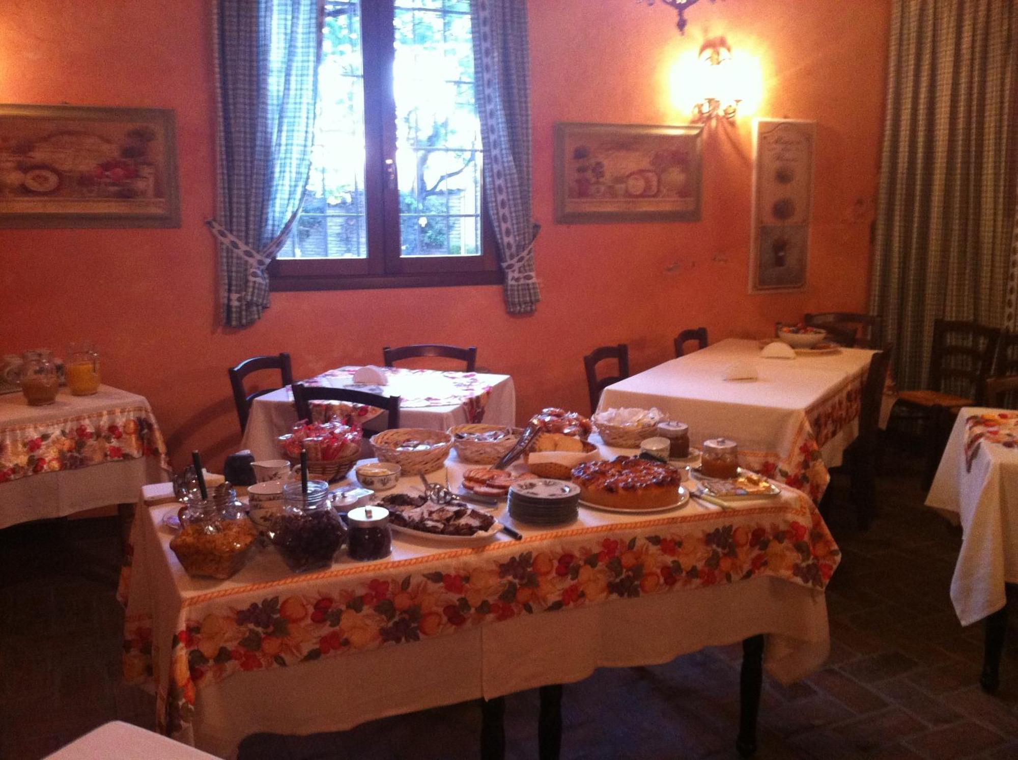 Agriturismo La Cascinetta 피에베디첸토 외부 사진