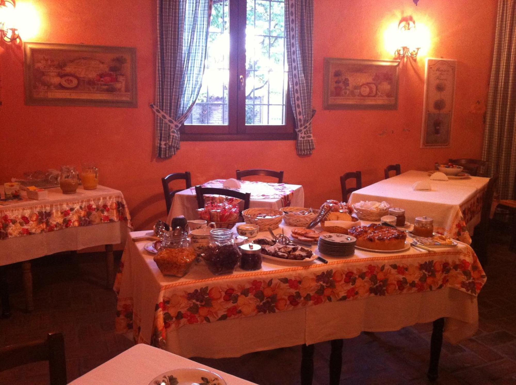 Agriturismo La Cascinetta 피에베디첸토 외부 사진