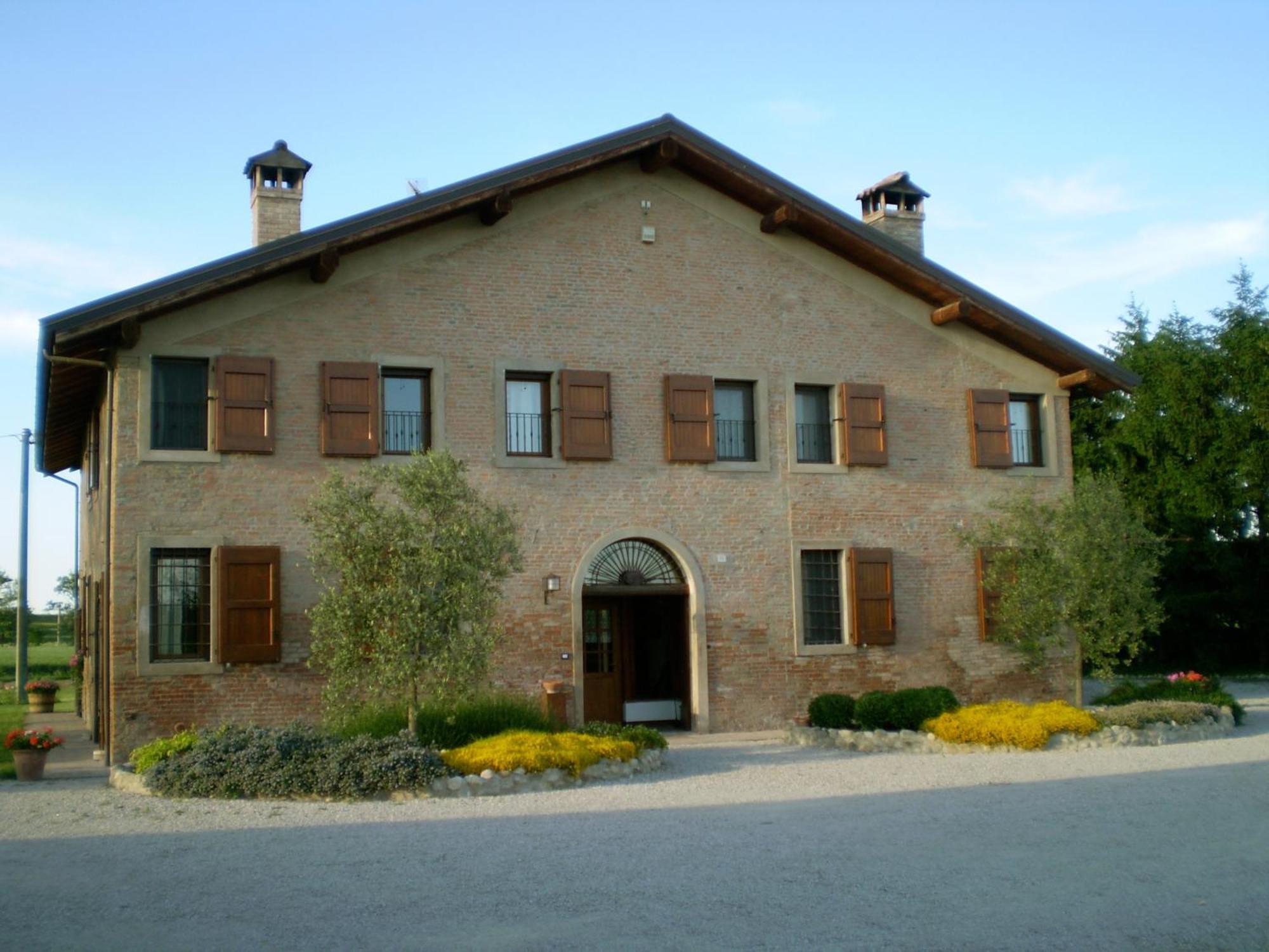 Agriturismo La Cascinetta 피에베디첸토 외부 사진
