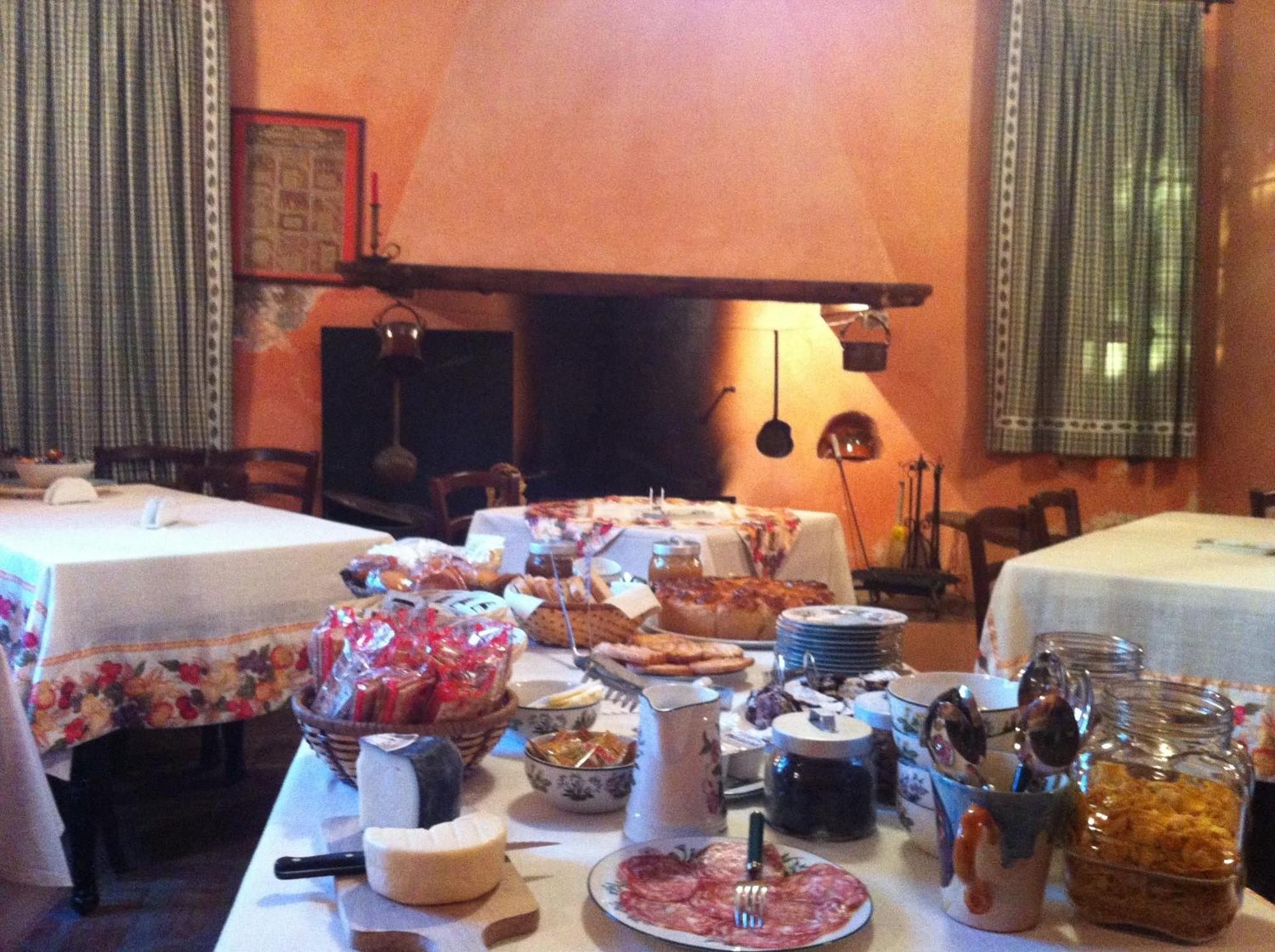 Agriturismo La Cascinetta 피에베디첸토 외부 사진