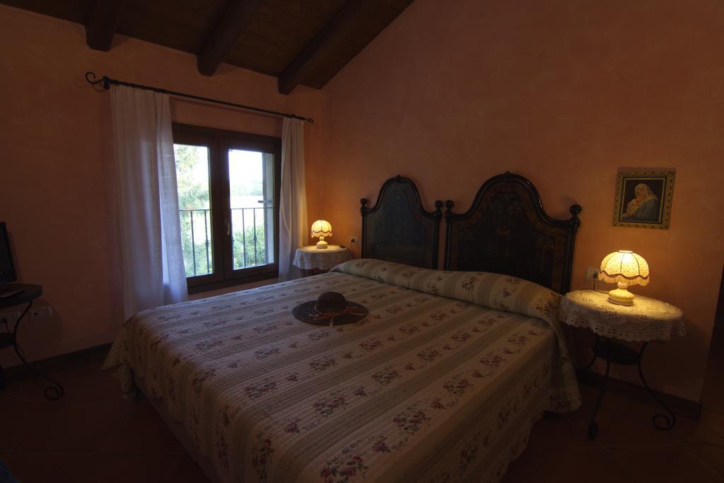 Agriturismo La Cascinetta 피에베디첸토 외부 사진