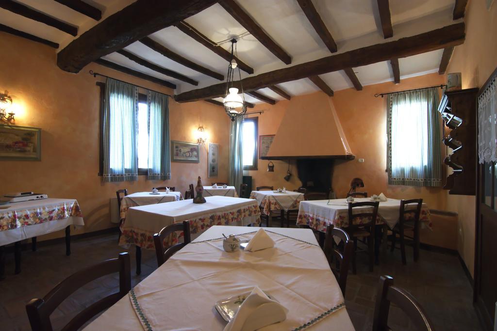 Agriturismo La Cascinetta 피에베디첸토 외부 사진