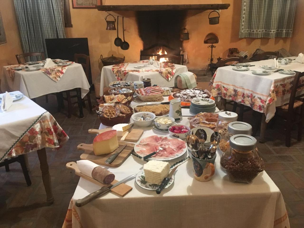 Agriturismo La Cascinetta 피에베디첸토 외부 사진