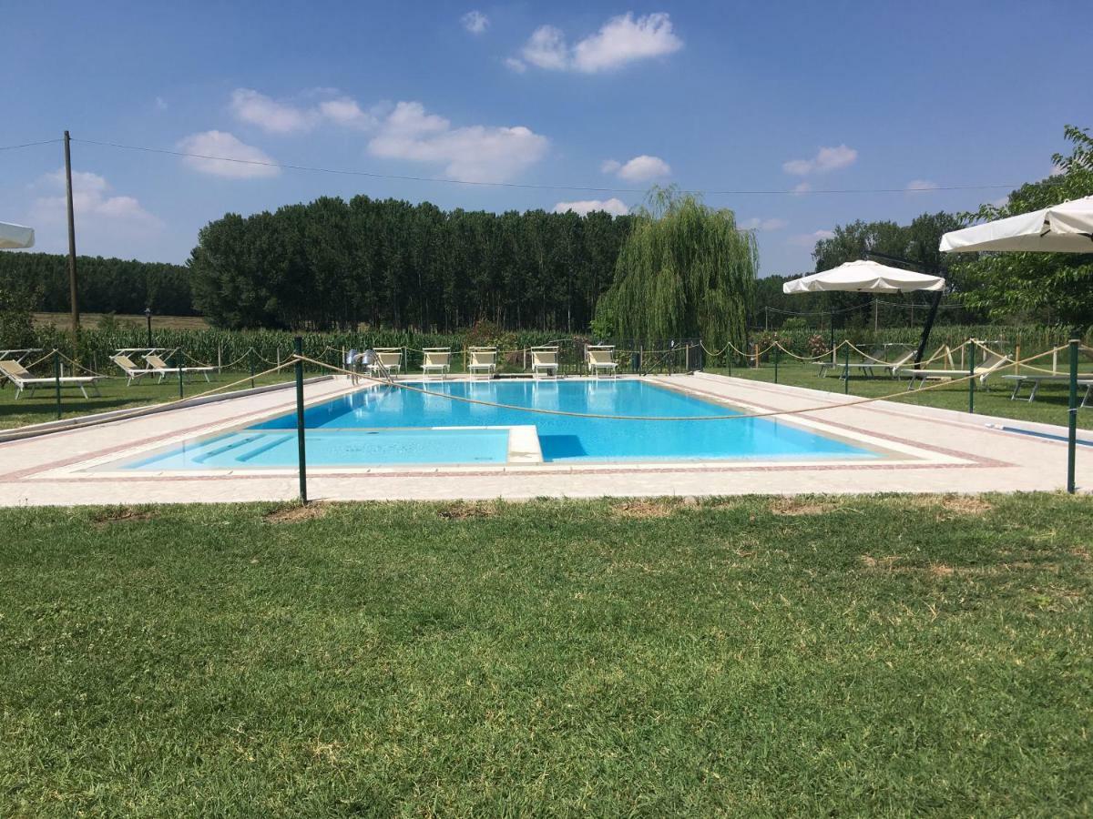 Agriturismo La Cascinetta 피에베디첸토 외부 사진